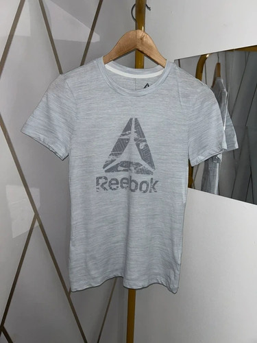 Reebok women tshirt size - reebok,
