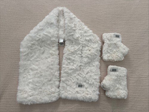 Ugg sherpa scarf - scarf, keyhole