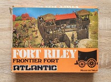 Fort Riley Frontier Fort Scale HO Atlantic 1051