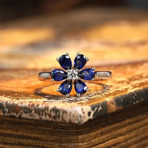 Daisy flower design ring - daisy,