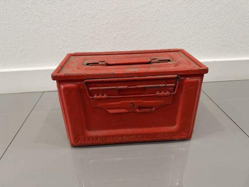 Cal metal military ammo - .50,