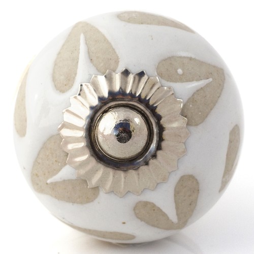 White cream ceramic - , knobs