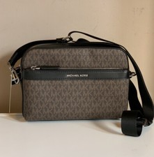Michael Kors Cooper Utility