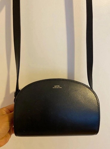 Half moon crossbody bag - a.p.c,