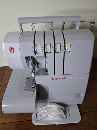 Very nice singer 14sh654 - nice,