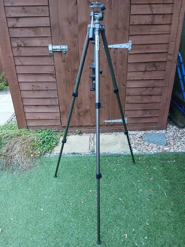 Velbon delta tripod hide - tripod,