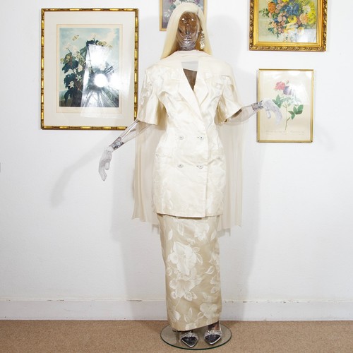 Vintage 1990s enzo russo ivory - russo,