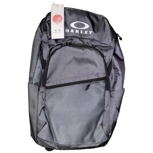 Oakley essential day pack - oakley, m