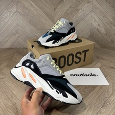 adidas Yeezy Boost 700 Wave