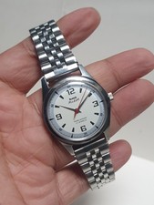 HAND WINDING VINTAGE HMT PILOT