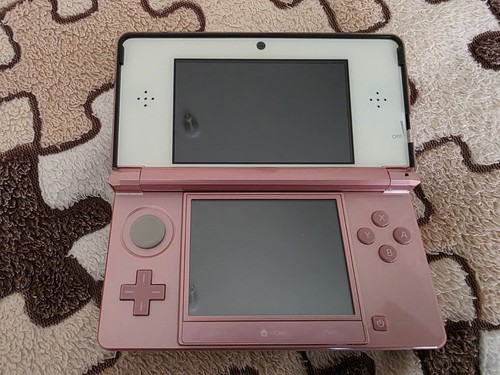 Excellent condition nintendo - excellent,
