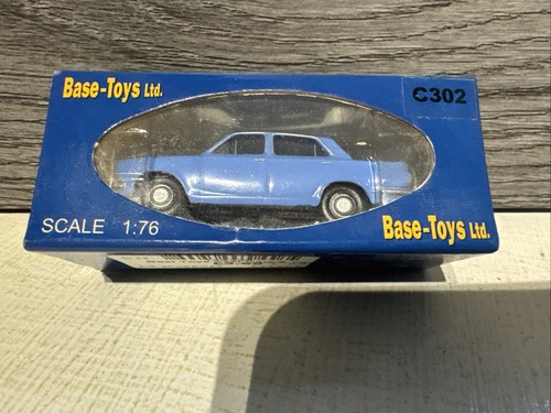 Base toys c302 ford - base, 1:76