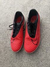 Nike Phantom Astro Turf