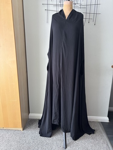 Black hooded overhead khimar - black,