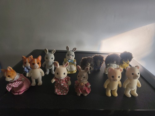 Sylvanian families figure - sylvanian,