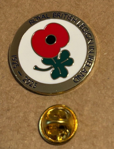 Poppy remembrance pin - poppy¹, badge