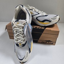 Avia Avi-Trainer 2135 Running