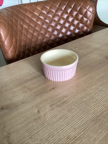 Pink ceramic ramekin dish - x,