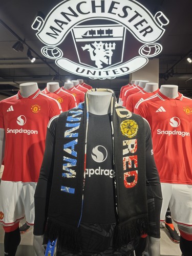 Manchester united store - manchester,