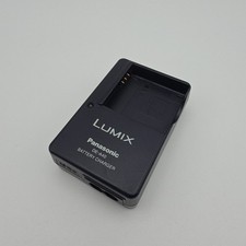 Panasonic Battery Charger for Lumix Digital Cameras 110-240V 4.2V (DE-A40A) Used