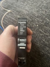 Schneider RCBO C32