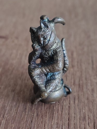 Antique vienna bronze - antique,