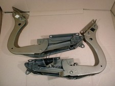JAGUAR  DAIMLER  XJ6 / XJ12 SERIES 3  BOOT HINGES  USED