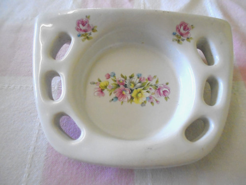 Pretty vintage toothbrush - pretty,