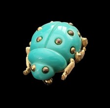 Vintage Crown Trifari Mint