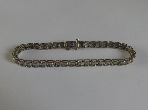Solid 9ct gold carat - 9ct.,