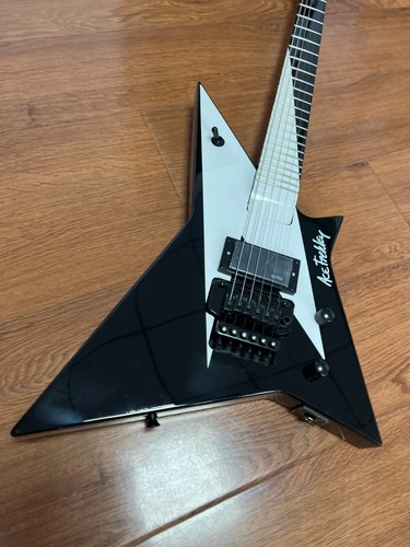 Washburn ace frehley - washburn,