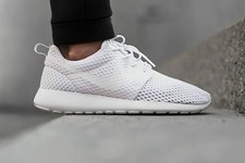 Nike Roshe Run Breeze Triple