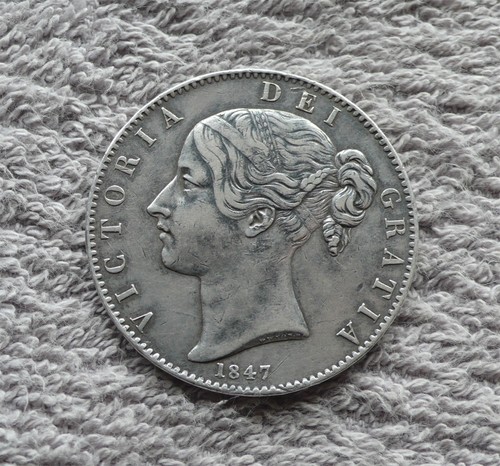 1847 queen victoria young - young, head