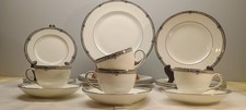 Wedgwood Amherst 19-Piece