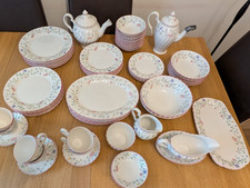 Johnson Brothers SUMMER CHINTZ Dinner Oval Plates Bowls Serving Coffee Teapot