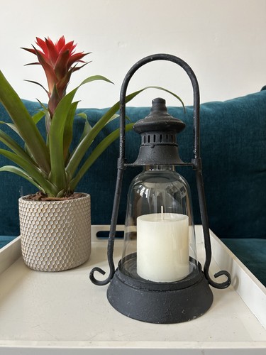 Large 34cm tall - 34cm, black