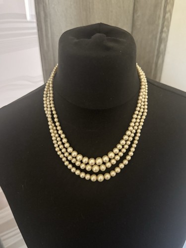 Vintage pompadour pearls with - vintage,