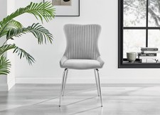 **Seconds** 2x Nora Grey