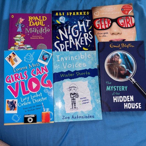Bundle books - books,, books,
