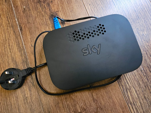 Sky model 110 - model, wifi