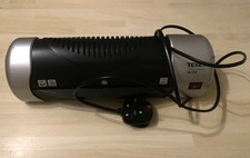 LAMINATOR - A4 - TEXET LM270 - MAINS. Excellent condition. Hardly used