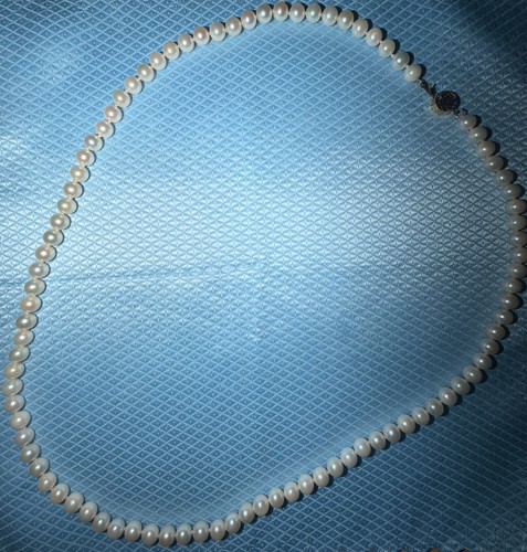 Akoya freshwater pearl - freshwater,