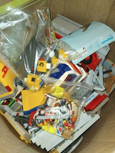 Large bundle playmobil - of,