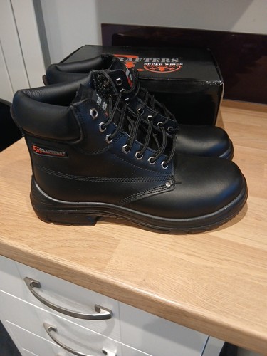 Grafters safety boots - (size, 7)