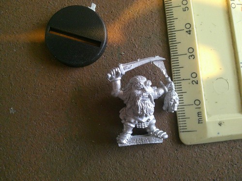 Dark dwarf champion sword - dark,