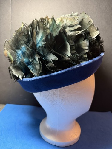 Vtg 1950 juju feather - juju,