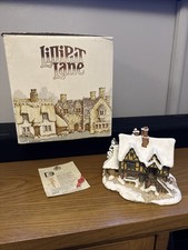 Lilliput Lane YuleTide Inn 25+