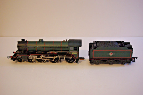 Hornby r2014 class b17 steam - r2014, b17/4