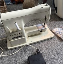 Necchi Lycia Sewing Machine