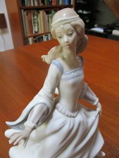  LLADRO, 1970s, Porcelain Figurine, Young Lady Dancing. 10 inches tall.
